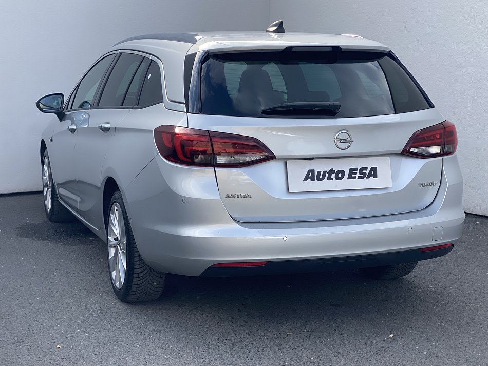 Opel Astra 1.4 T Innovation