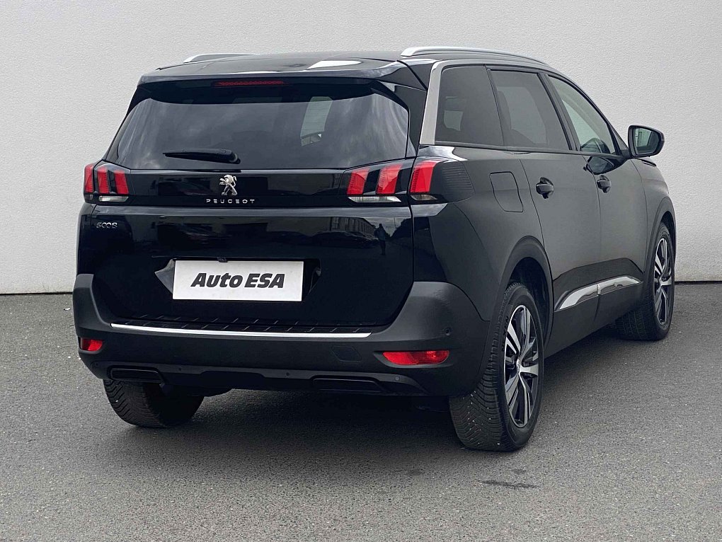 Peugeot 5008 2.0 HDi Allure