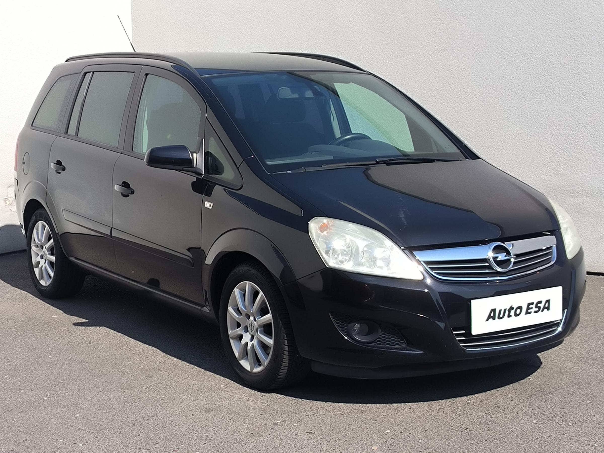 Opel Zafira, 2008 - celkový pohled