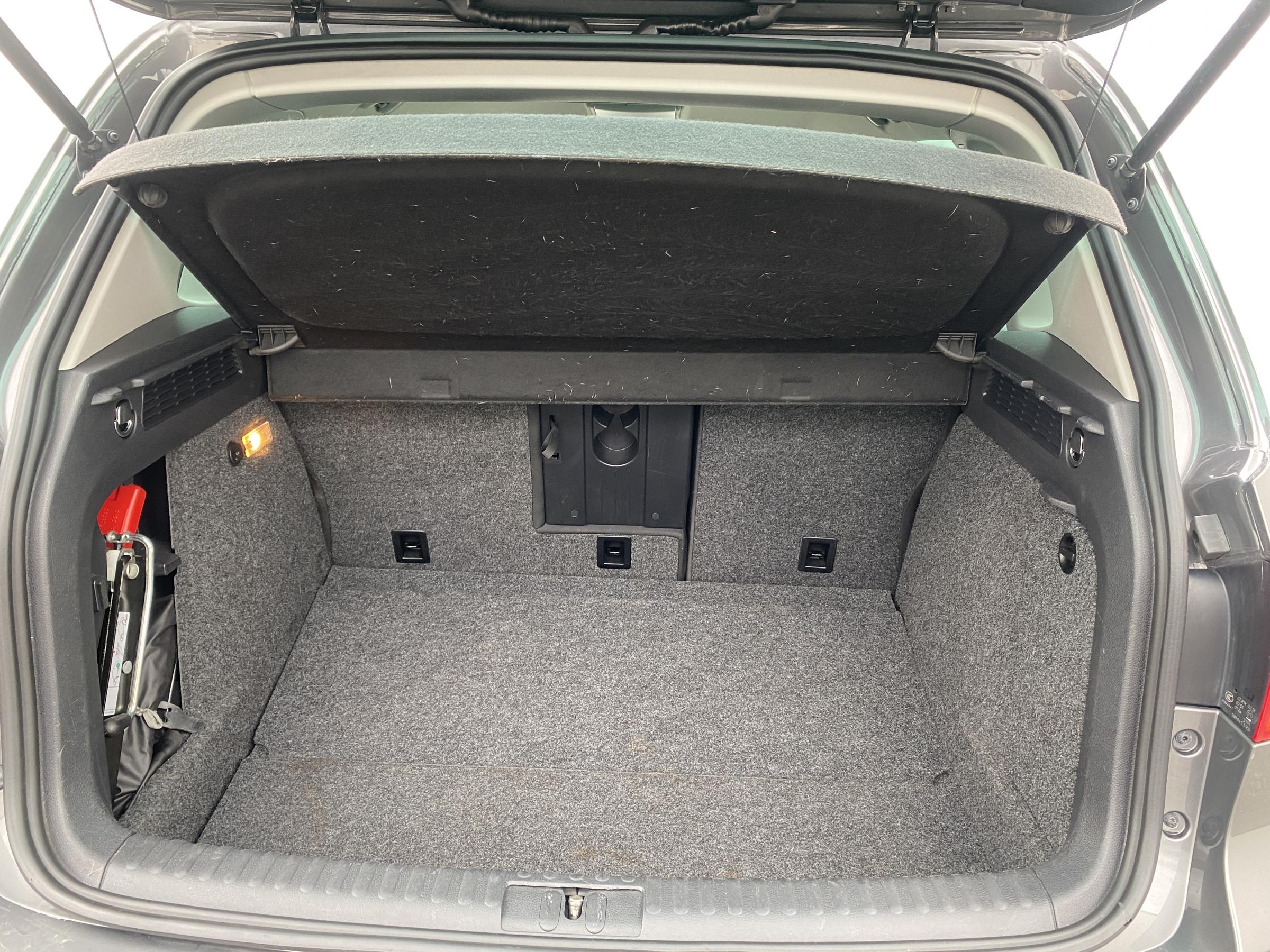 Volkswagen Tiguan, 2012 - pohled č. 7