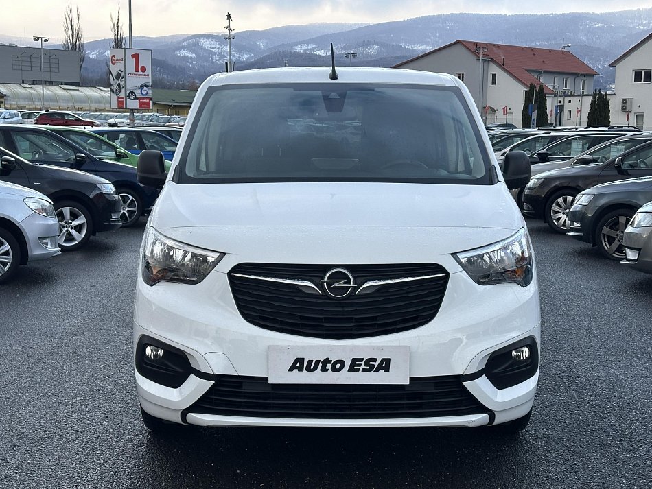 Opel Combo 1.2T 