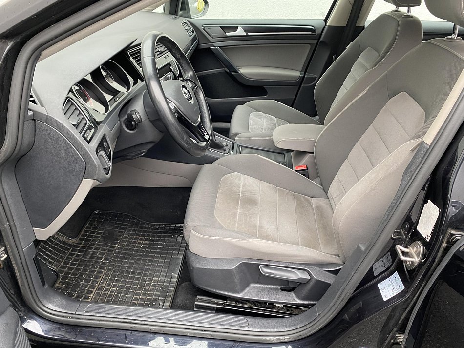 Volkswagen Golf 1.4TSi Highline