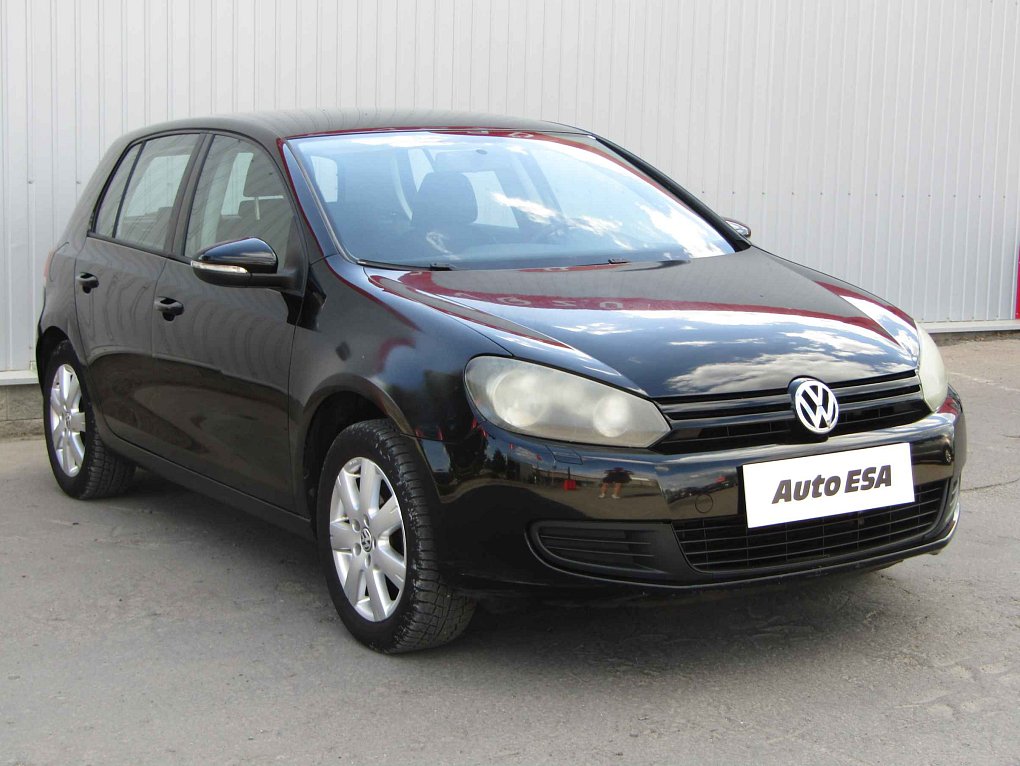Volkswagen Golf 1.4 MPI 