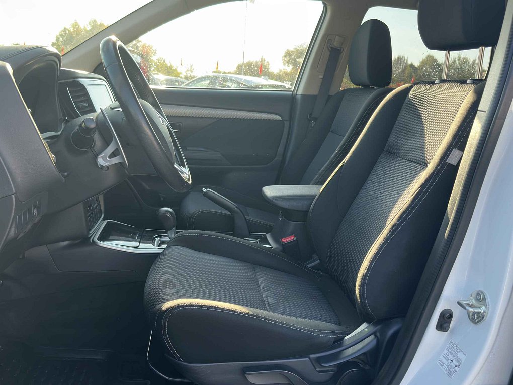 Mitsubishi Outlander 2.0 MIVEC Edition