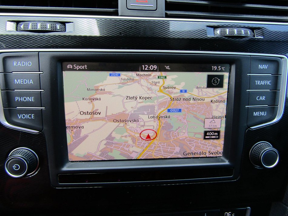 Volkswagen Golf 2.0 TDi 