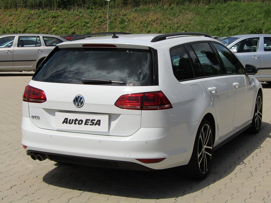 Volkswagen Golf 2.0 TDi 