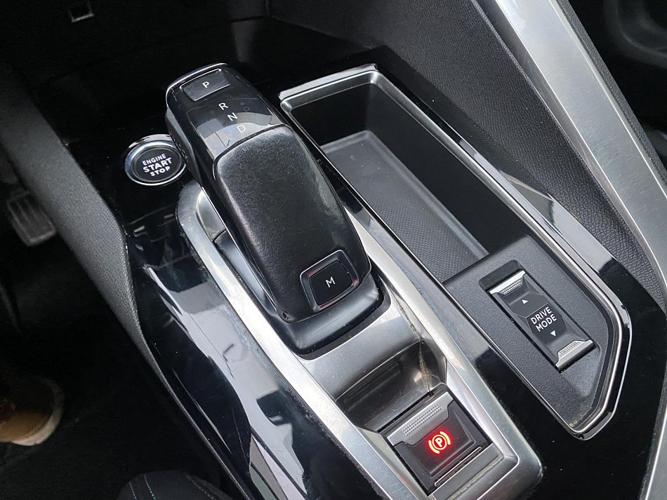 Peugeot 5008 1.5 HDi Allure