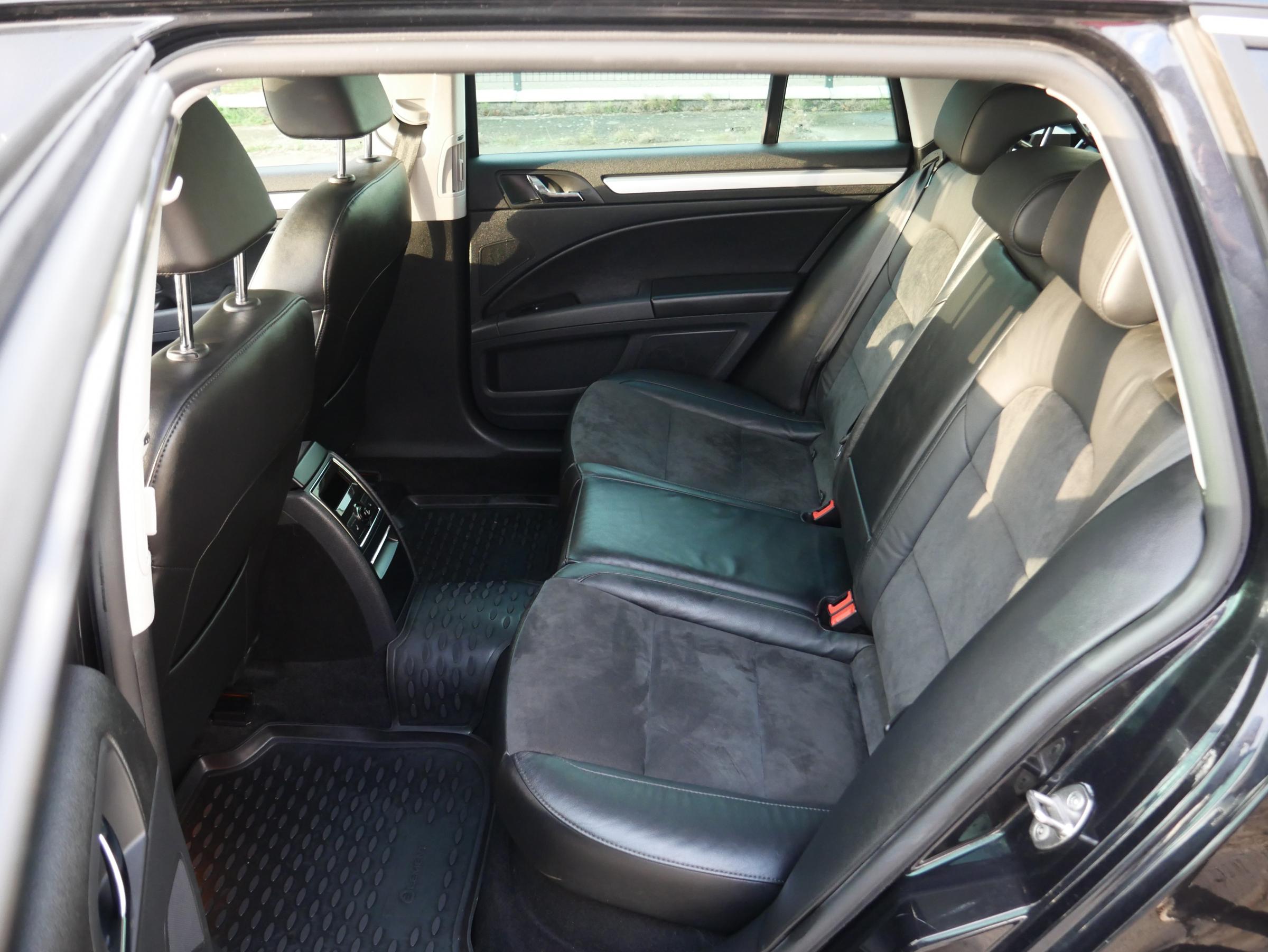 Škoda Superb II, 2013 - pohled č. 10