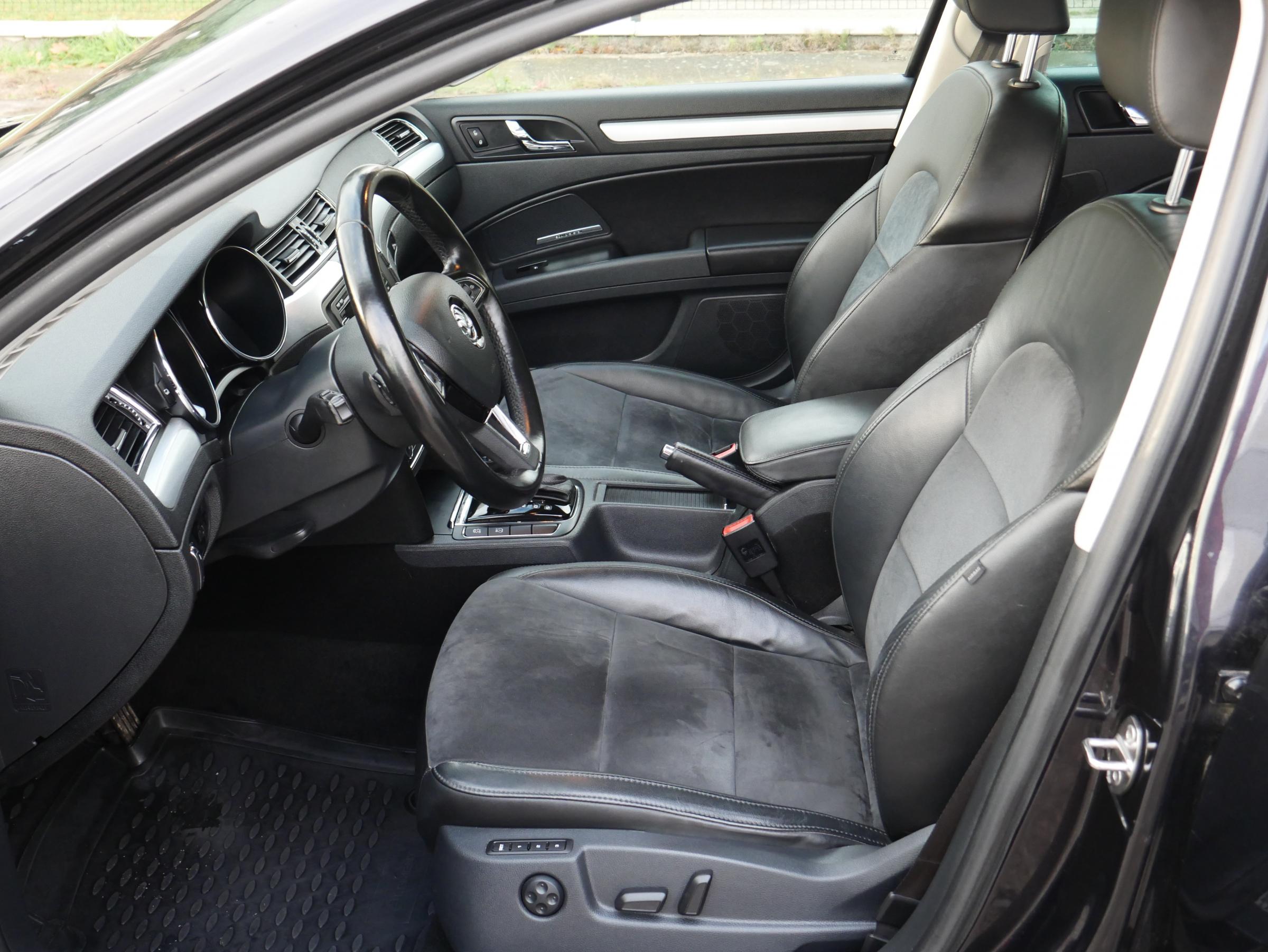 Škoda Superb II, 2013 - pohled č. 9