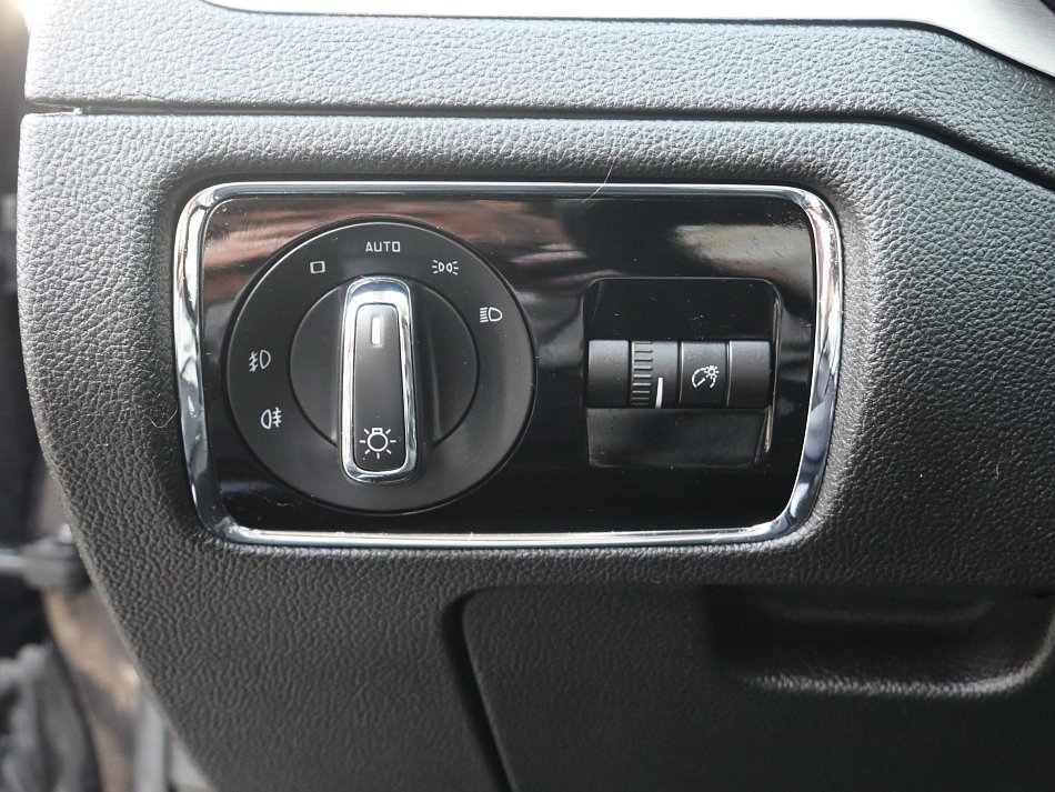 Škoda Superb II 3.6 FSi  4x4