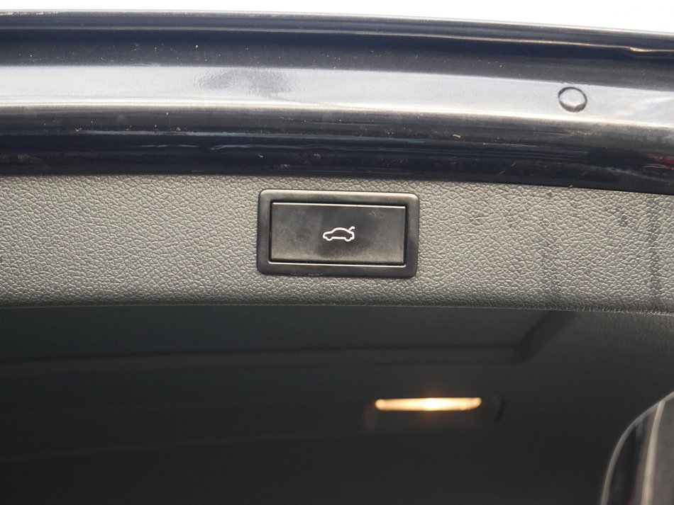 Škoda Superb II 3.6 FSi  4x4