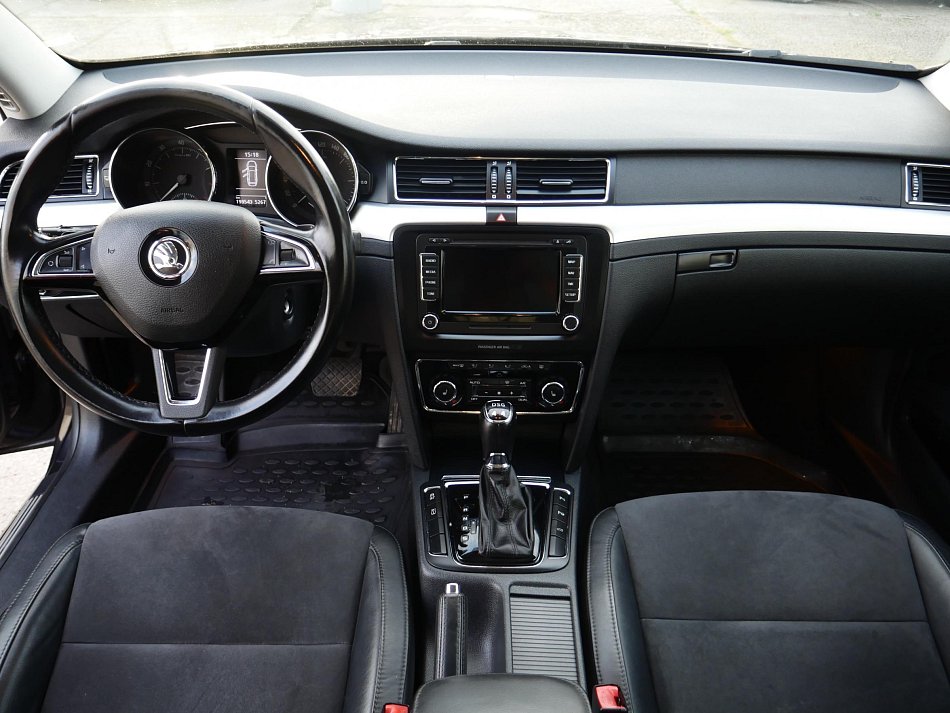 Škoda Superb II 3.6 FSi  4x4