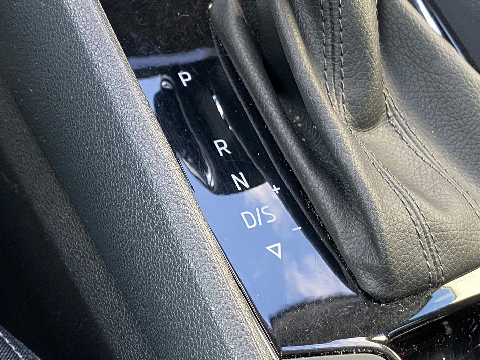 Škoda Karoq 2.0 TDi Style 4x4