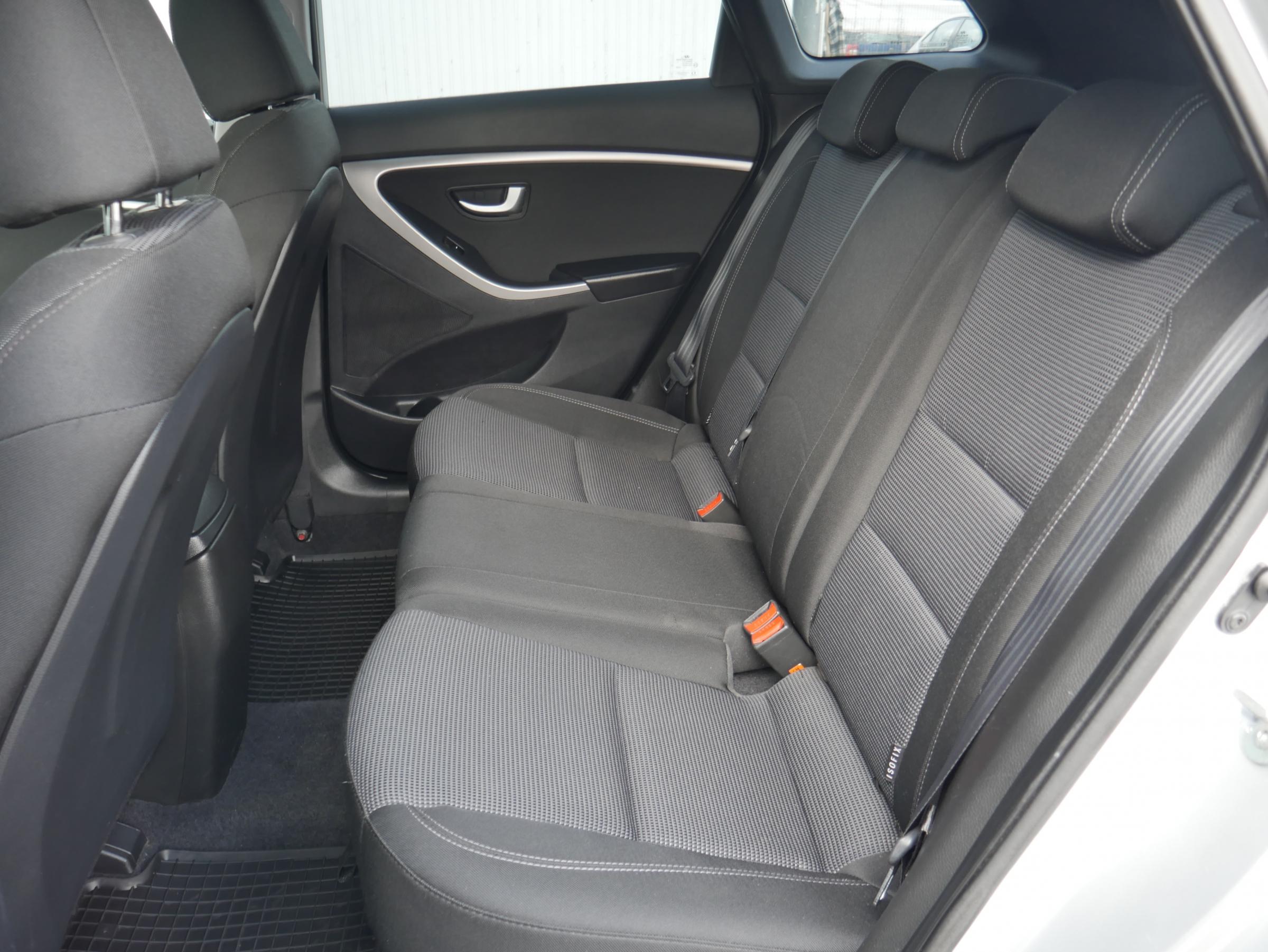 Hyundai i30, 2012 - pohled č. 10