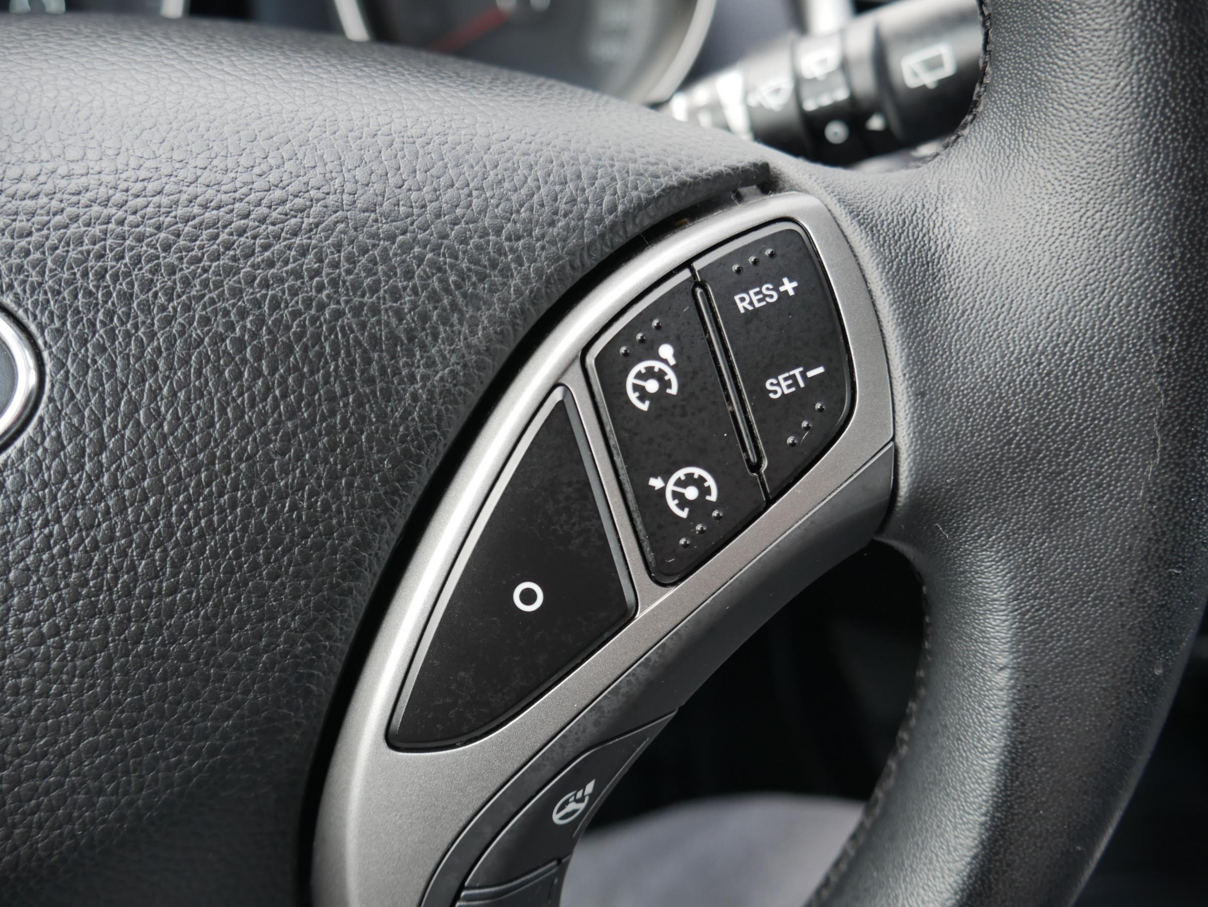 Hyundai i30, 2012 - pohled č. 13