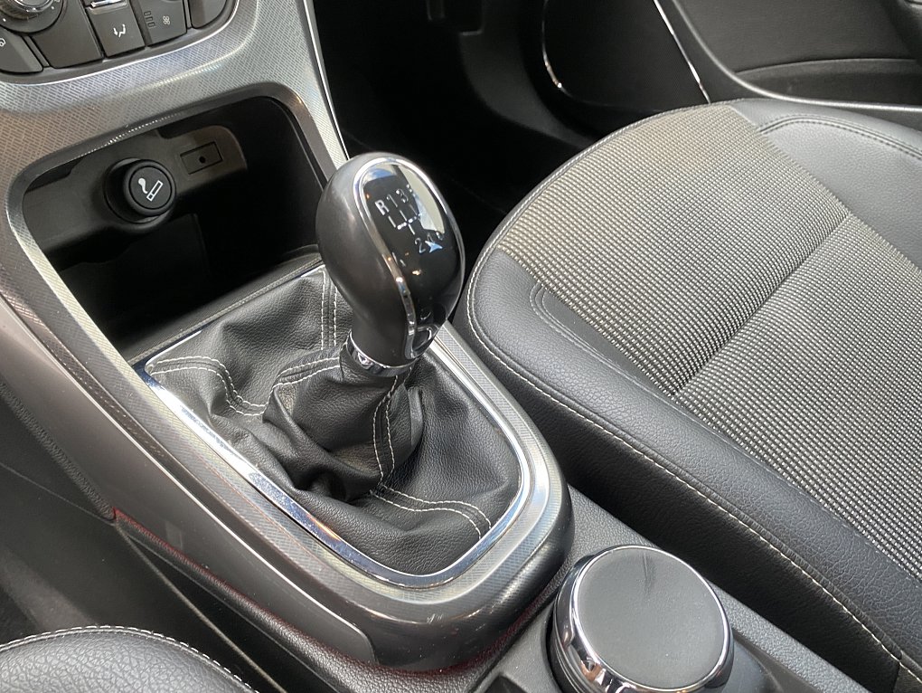 Opel Astra 1.4T  Sports tourer
