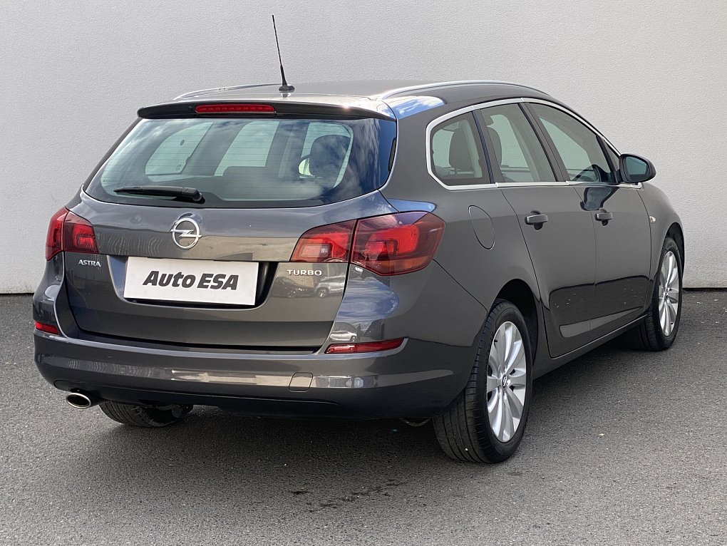 Opel Astra 1.4T  Sports tourer
