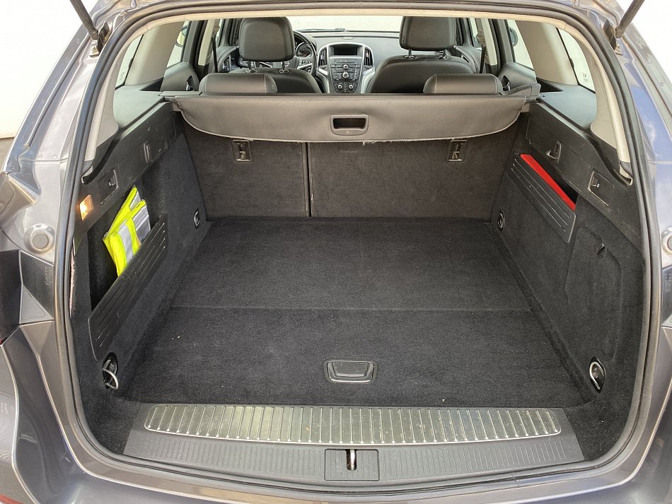 Opel Astra 1.4T  Sports tourer