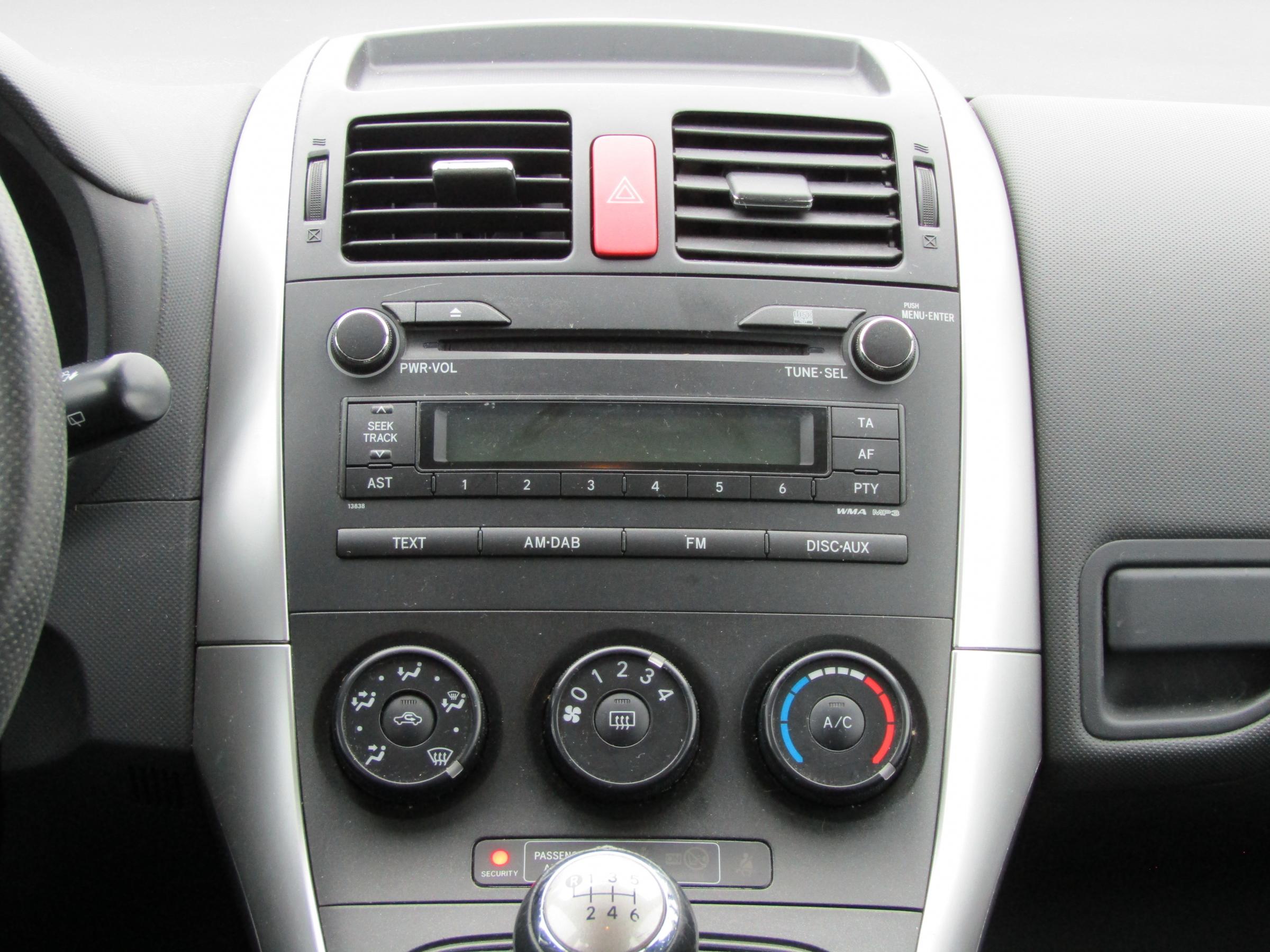 Toyota Auris, 2011 - pohled č. 12
