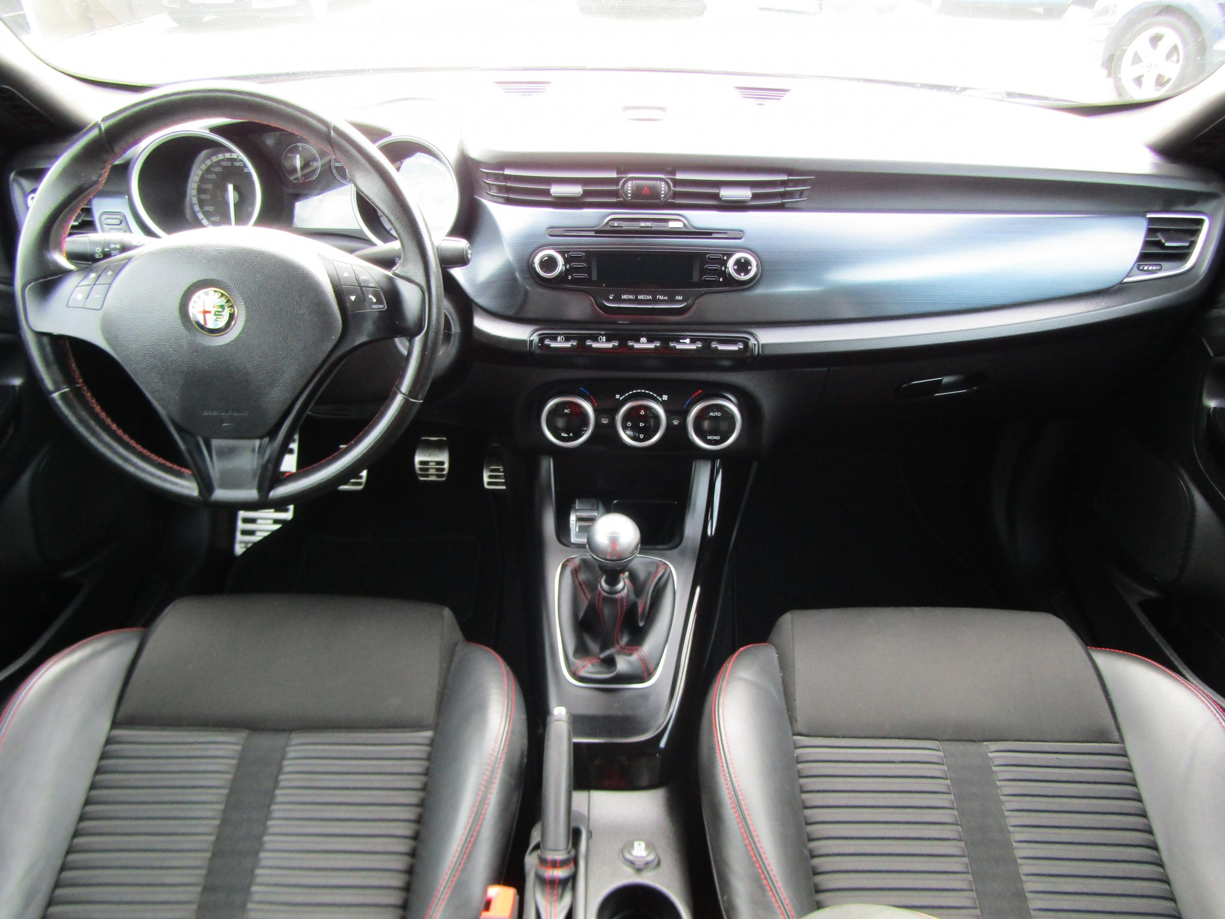 Alfa Romeo Giulietta, 2012 - pohled č. 13
