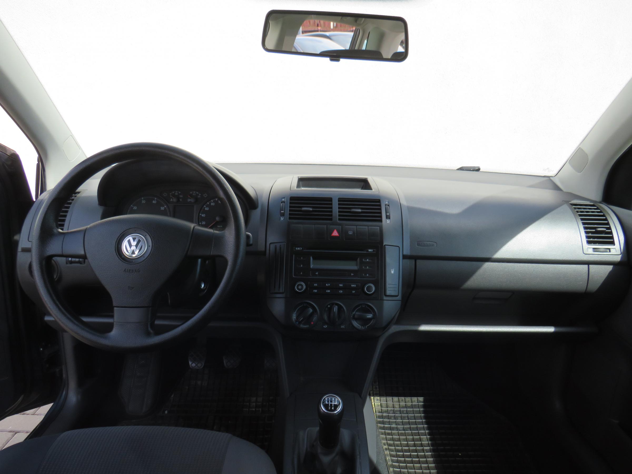 Volkswagen Polo, 2009 - pohled č. 9