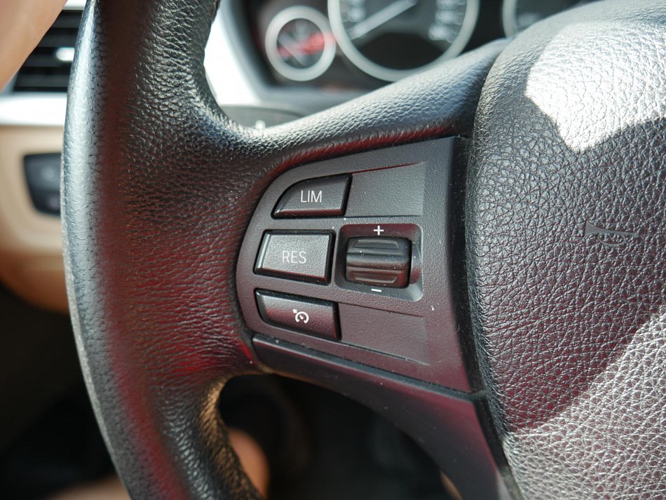 BMW Řada 3 2.0 D  318 d