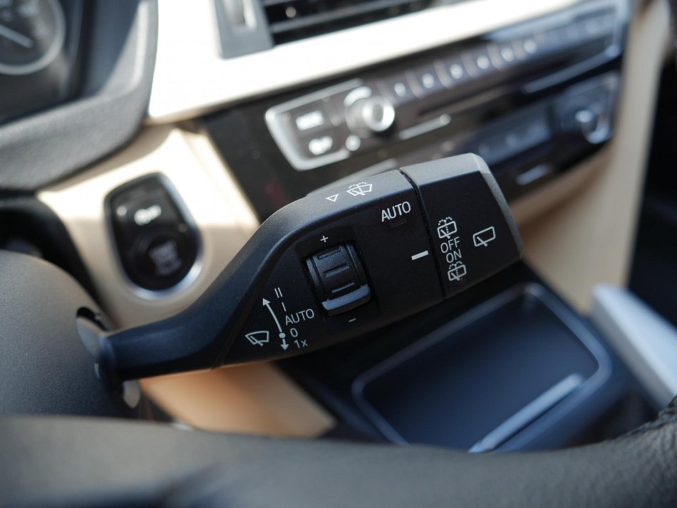 BMW Řada 3 2.0 D  318 d