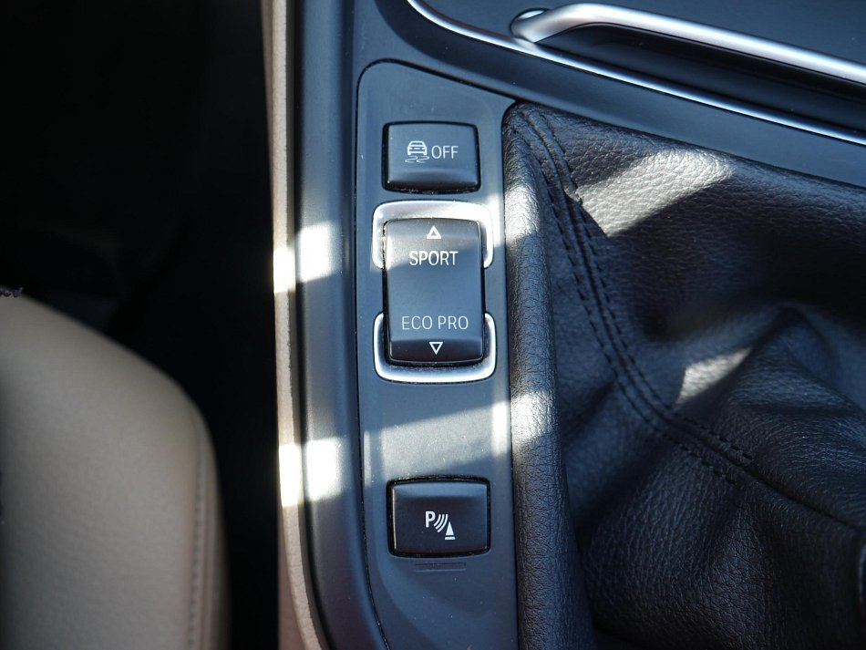 BMW Řada 3 2.0 D  318 d