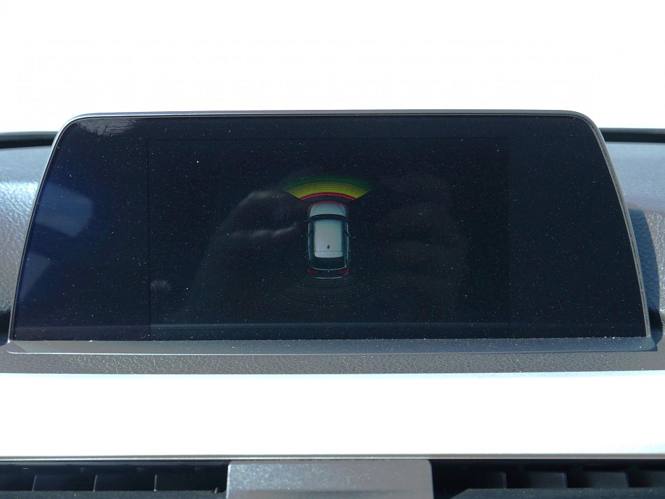 BMW Řada 3 2.0 D  318 d