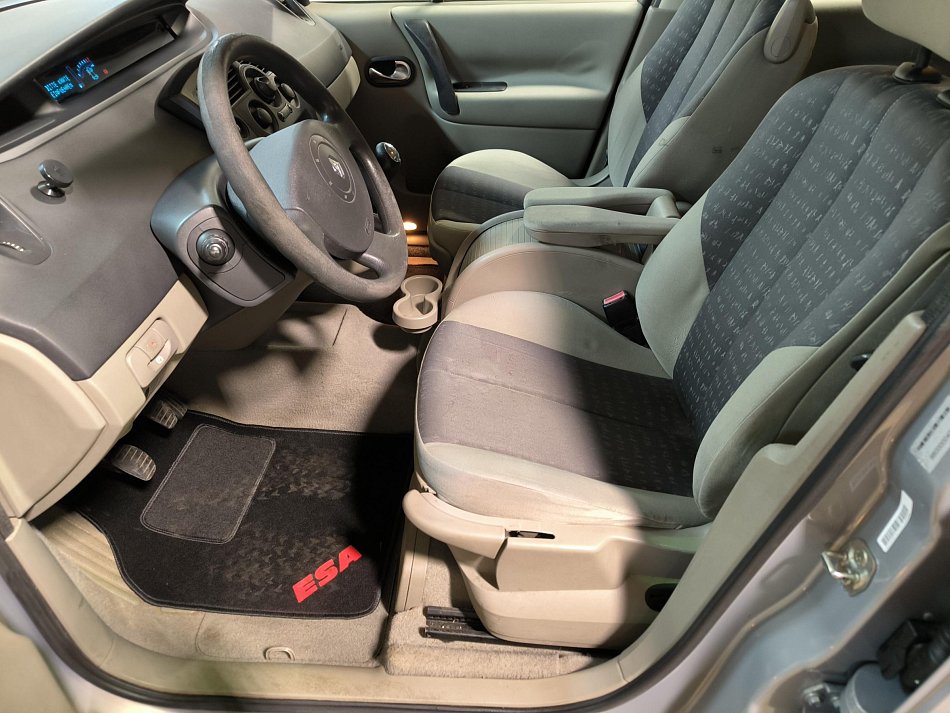 Renault Scénic 1.6i 