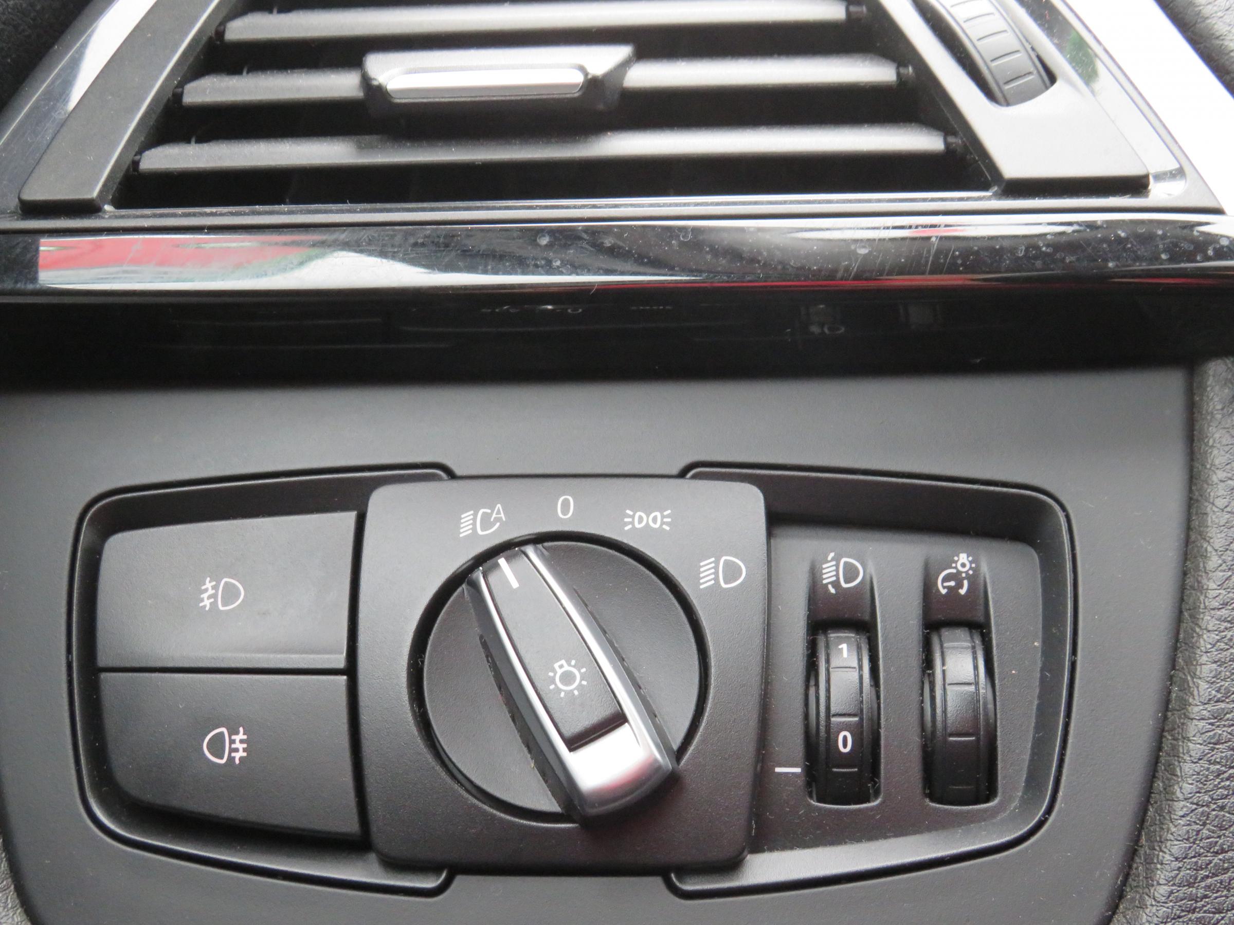 BMW Řada 3, 2015 - pohled č. 13