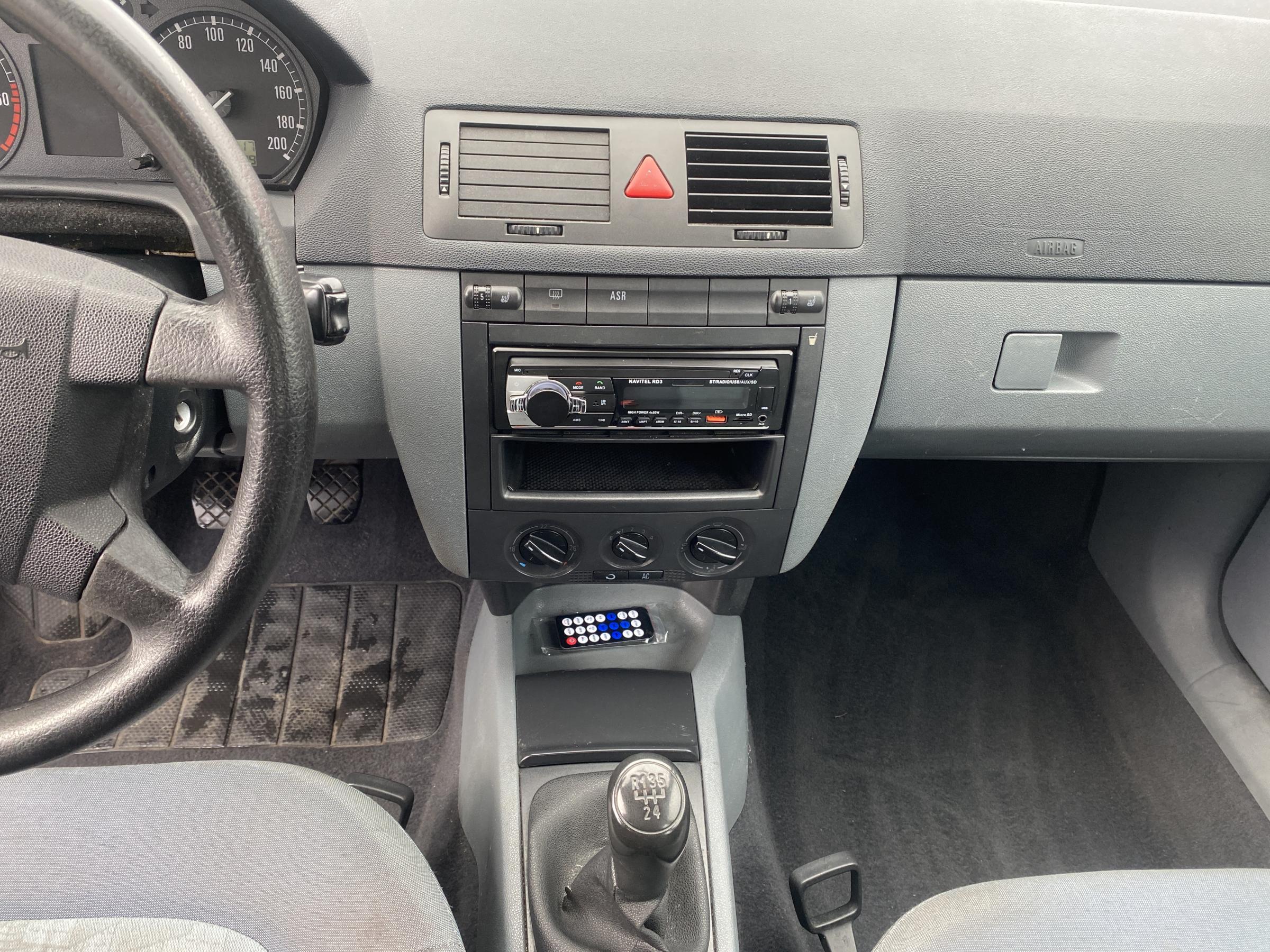 Škoda Fabia I, 2002 - pohled č. 12