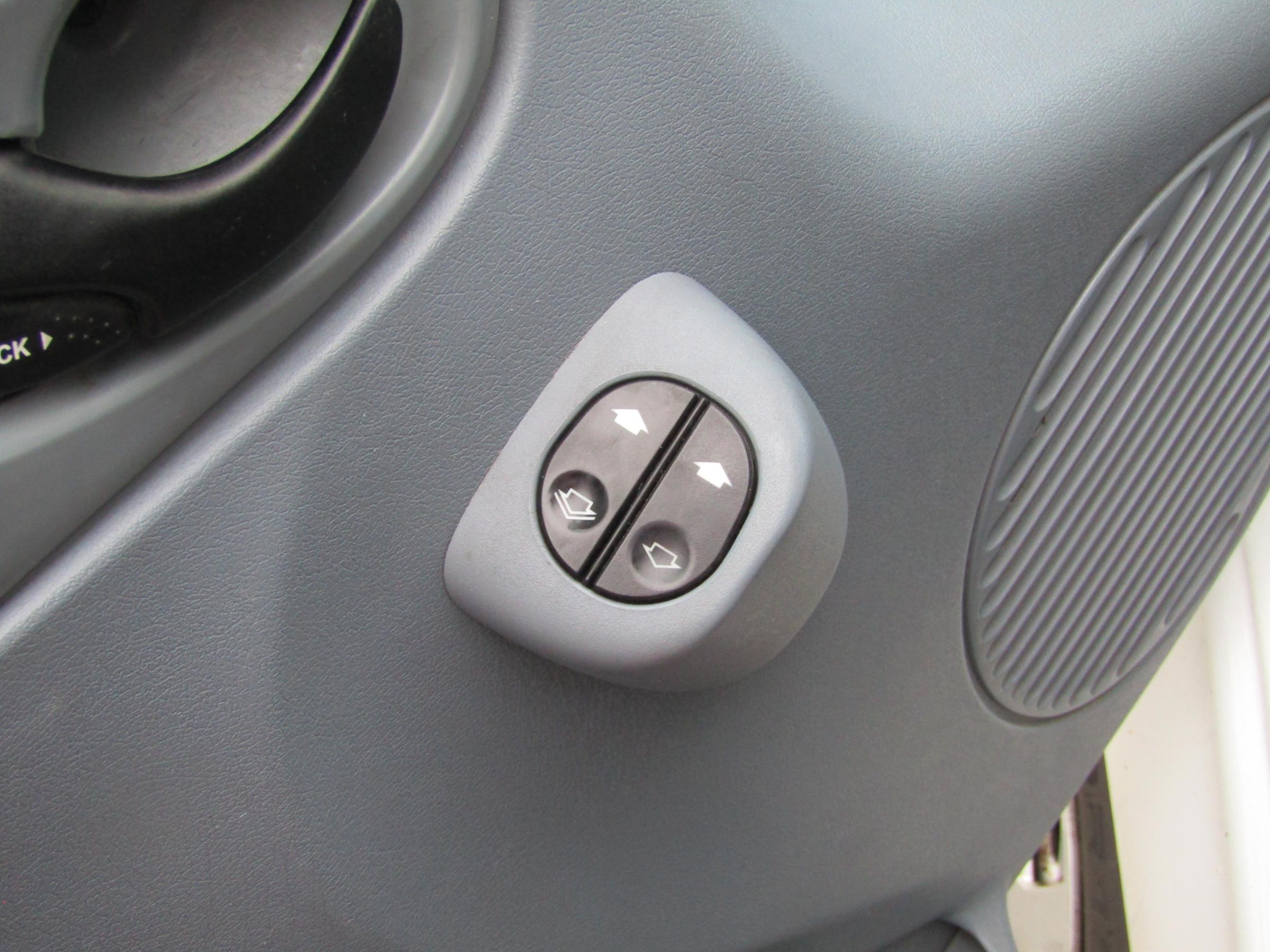 Ford Transit, 2013 - pohled č. 11