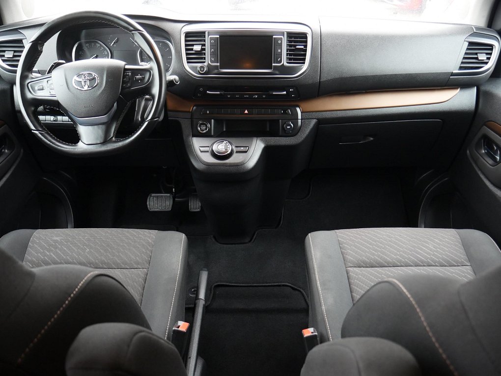 Toyota ProAce Verso 2.0D-4D  L2 8míst