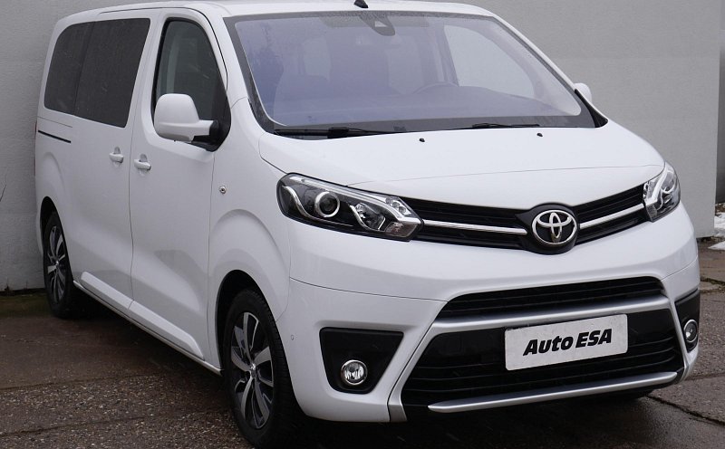 Toyota ProAce Verso 2.0D-4D  L2 8míst