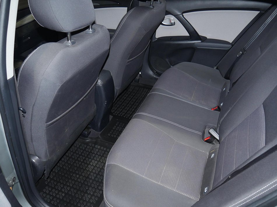 Toyota Avensis 2.0 D-4D 