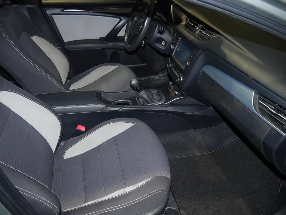 Toyota Avensis 2.0 D-4D 