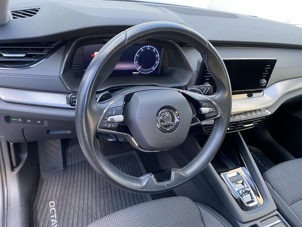 Škoda Octavia IV 1.0TSi Ambition e-TEC