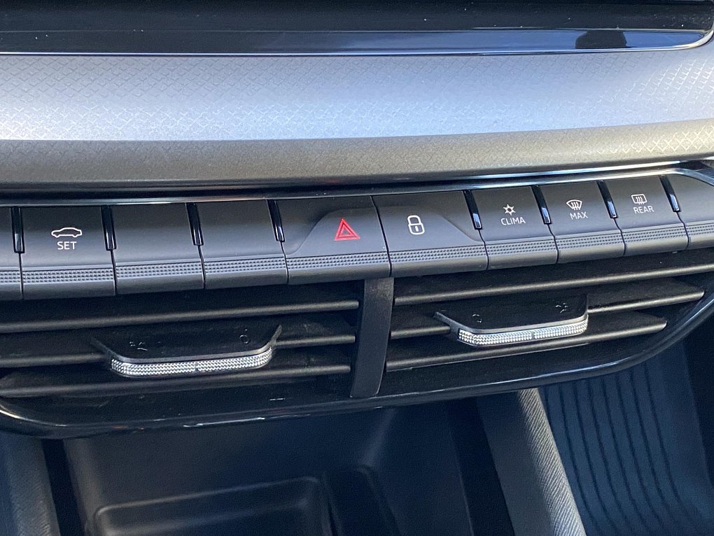 Škoda Octavia IV 1.0TSi Ambition e-TEC