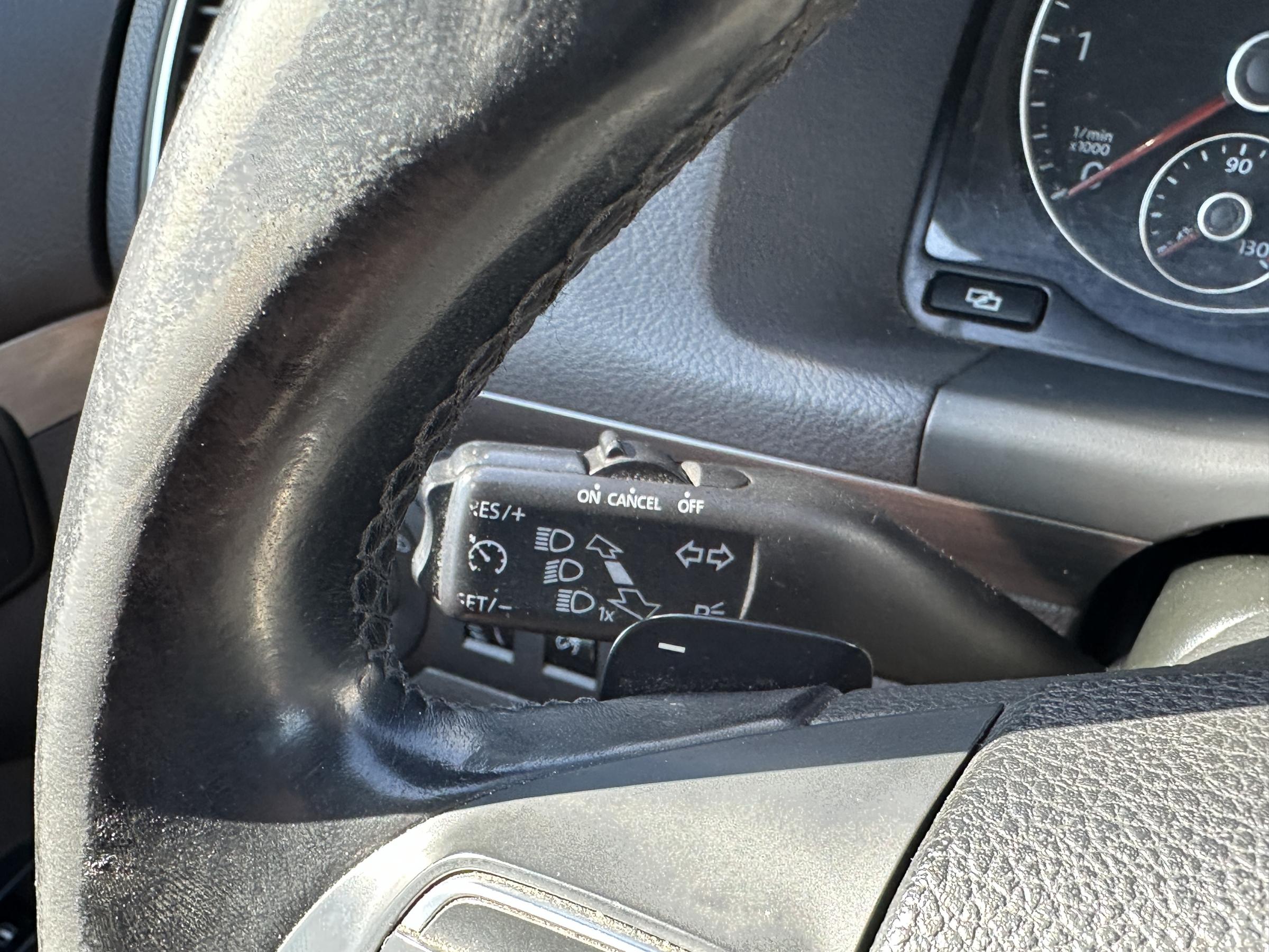 Volkswagen Touran, 2011 - pohled č. 13