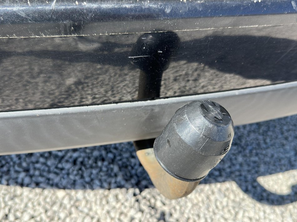 Volkswagen Touran 2.0 TDi 