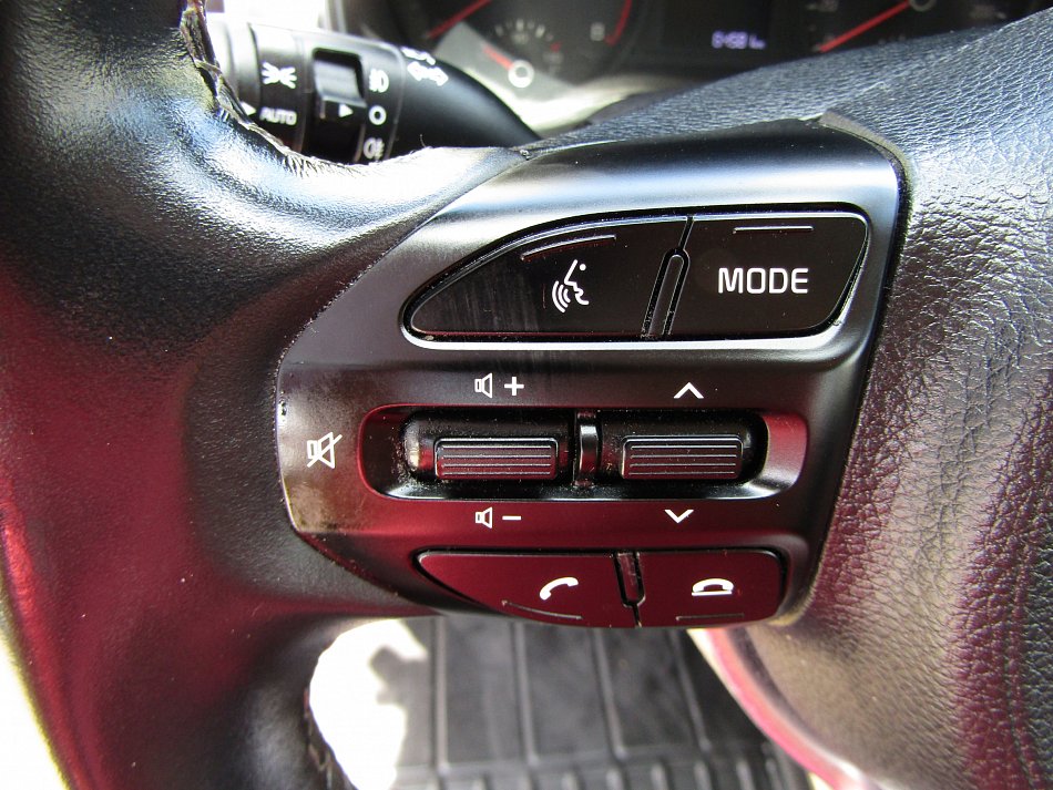 Kia Stonic 1.2 DPi 