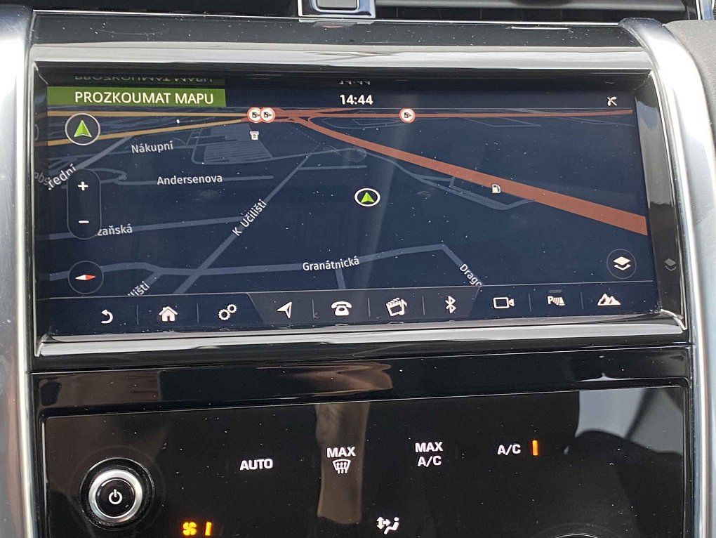 Land Rover Discovery Sport 2.0 TD4  D180 SE