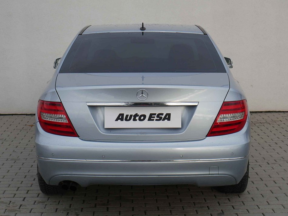 Mercedes-Benz Třída C 1.6T 