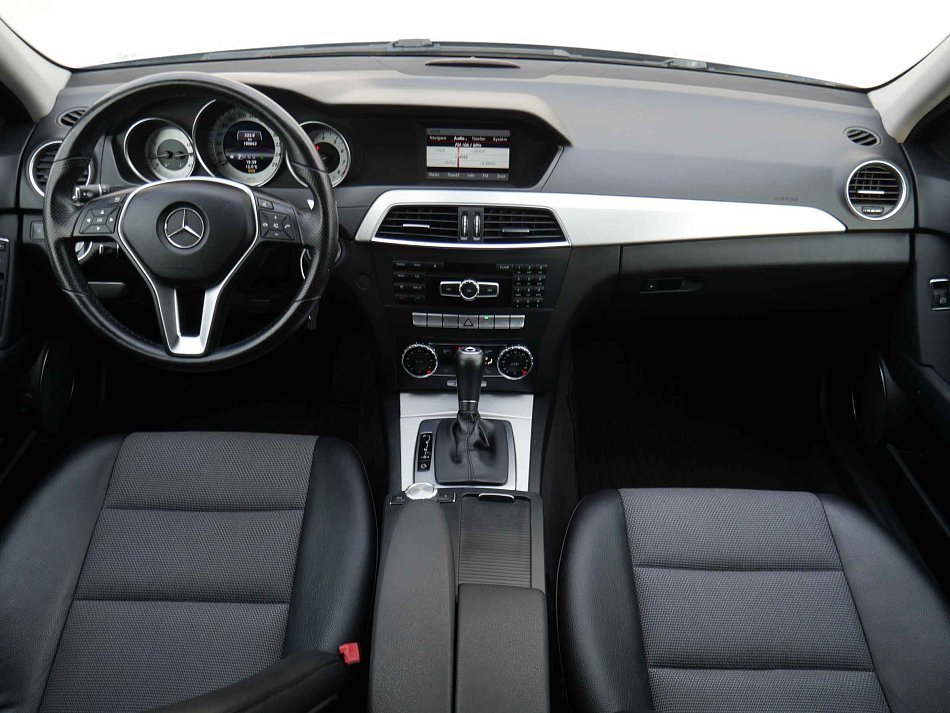 Mercedes-Benz Třída C 1.6T 