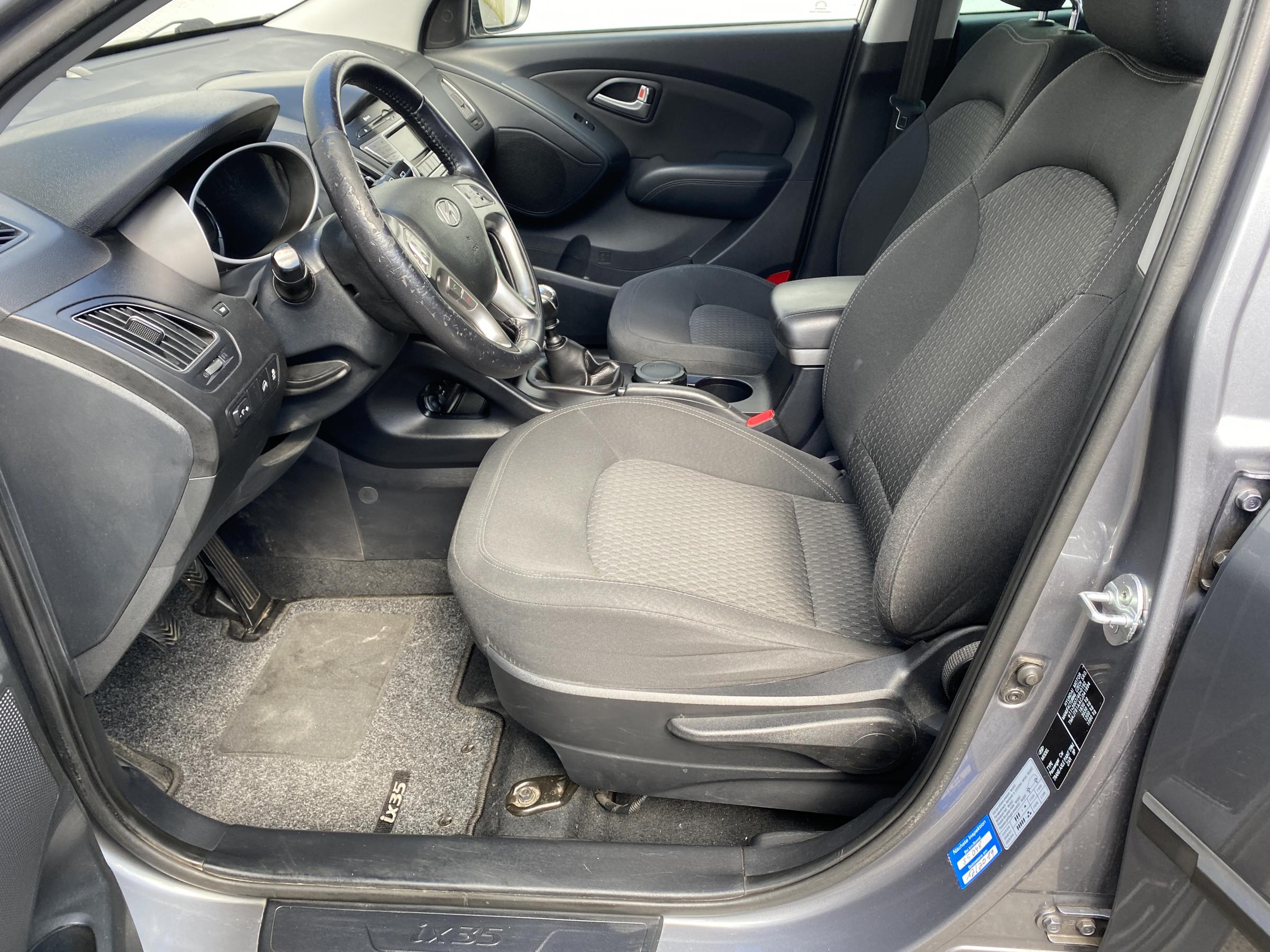 Hyundai ix35, 2011 - pohled č. 10