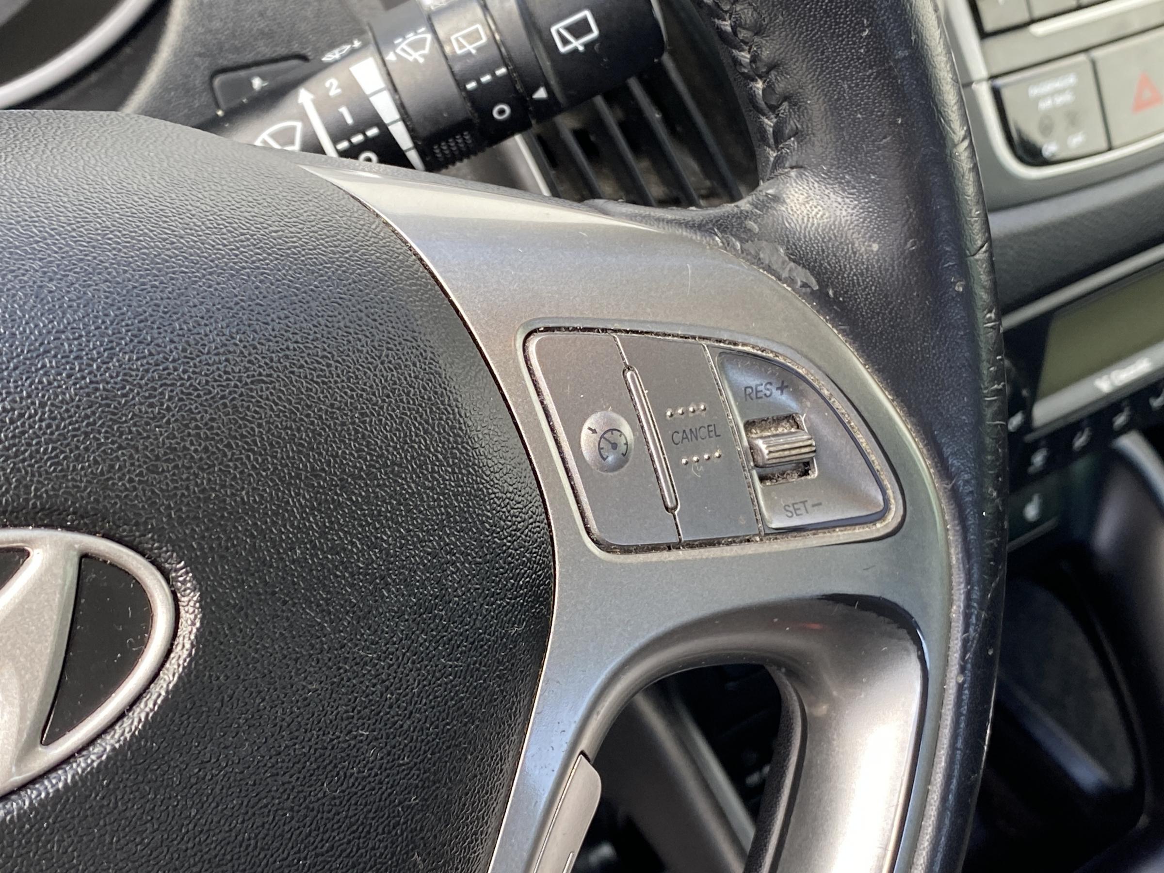 Hyundai ix35, 2011 - pohled č. 15