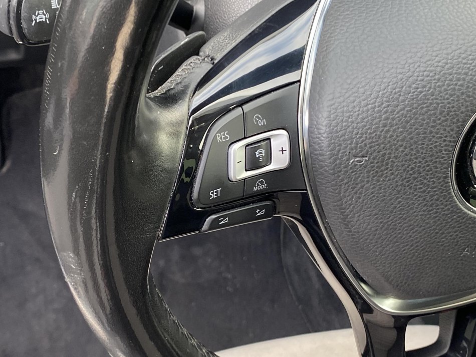 Volkswagen Passat 2.0 TDi Highline 4Motion