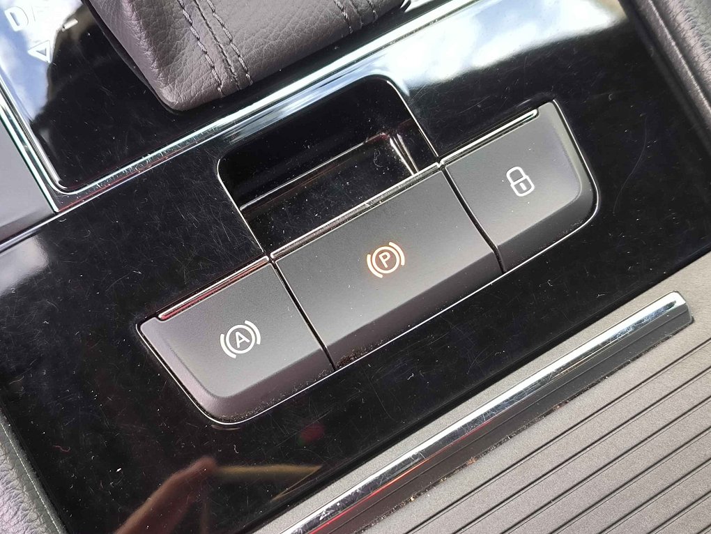 Škoda Superb III 2.0 TSI L&K 4x4