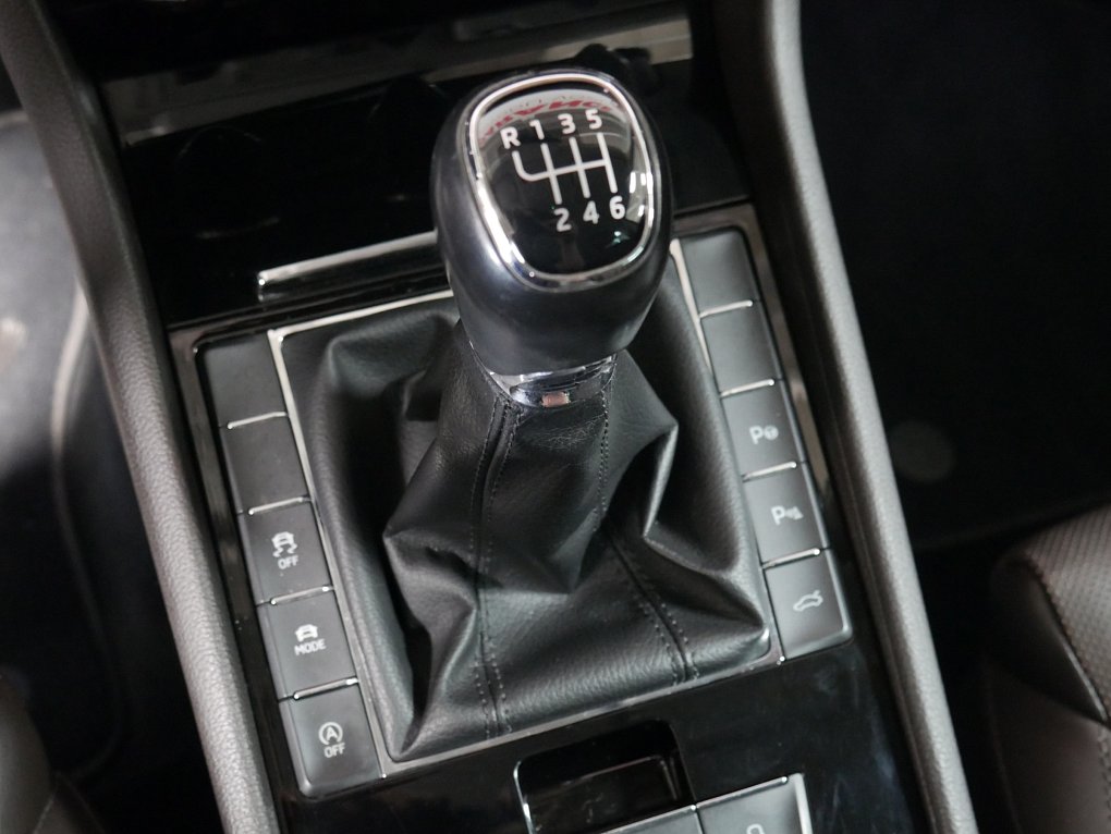 Škoda Superb III 2.0 TDi 